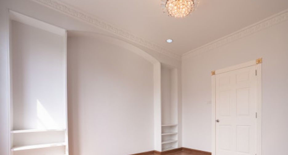 For sale 4 bedrooms townhouse in Yan Nawa, Bangkok