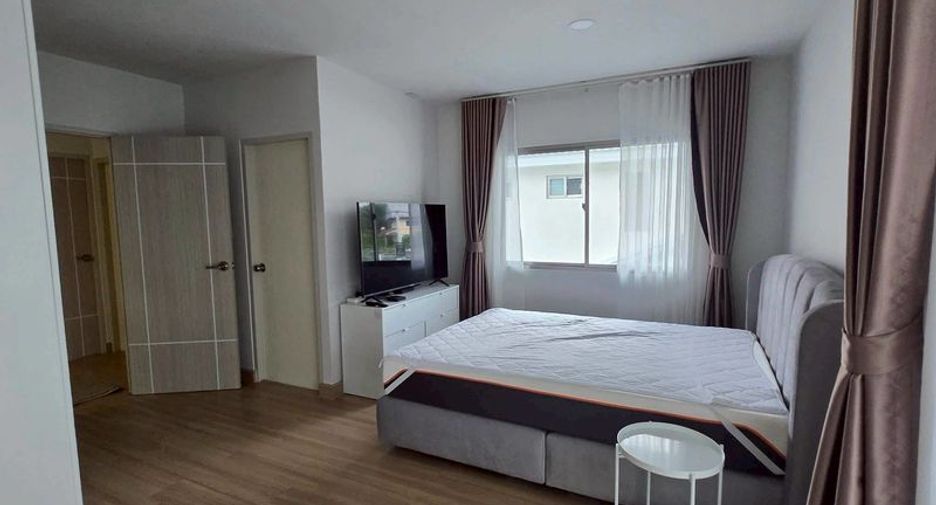 For sale 3 bedrooms house in East Pattaya, Pattaya