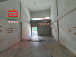 出售 8 卧室 商业空间 在 Min Buri, 曼谷