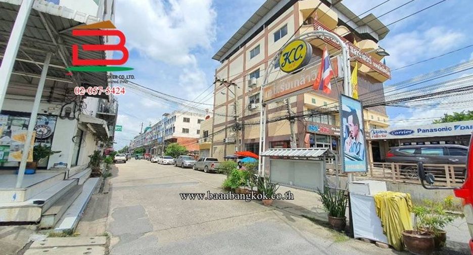 For sale 8 bedrooms retail Space in Min Buri, Bangkok