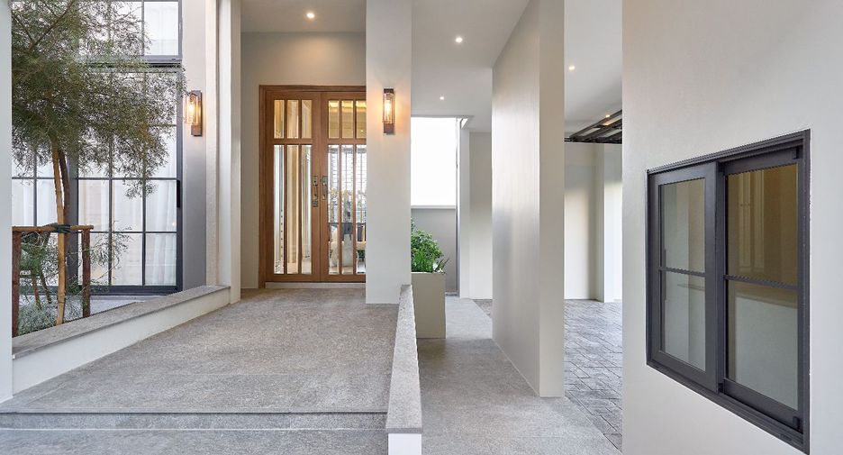 For rent and for sale 4 bedrooms villa in Hang Dong, Chiang Mai