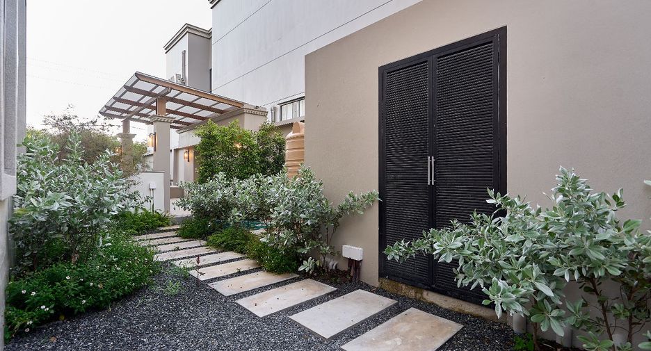 For rent and for sale 4 bedrooms villa in Hang Dong, Chiang Mai