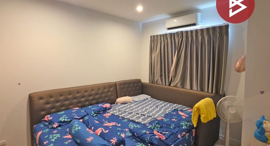 For sale 4 bedrooms townhouse in Mueang Samut Sakhon, Samut Sakhon
