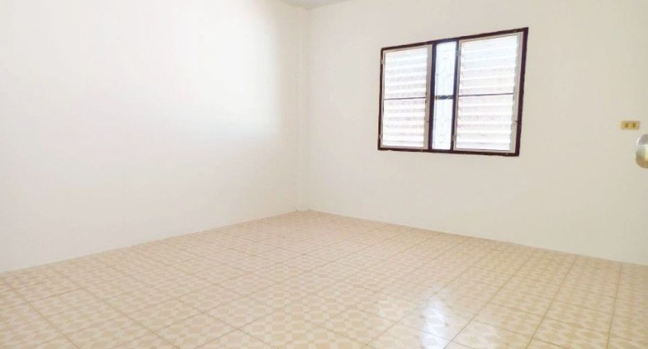 Casa adosada en venta de 2 habitaciones en Mueang Samut Sakhon, Samut Sakhon