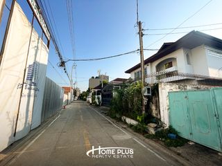 For sale 5 bedrooms house in Chatuchak, Bangkok