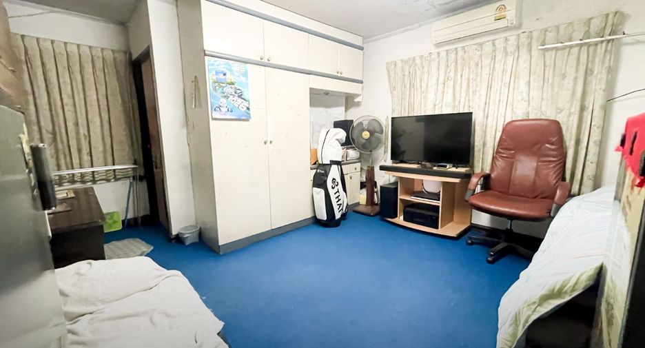 For sale 5 bedrooms house in Chatuchak, Bangkok