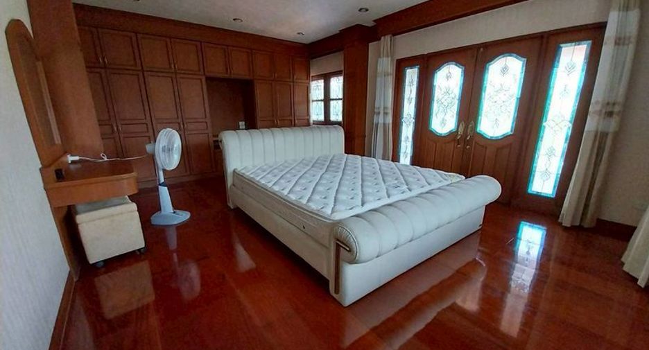 For sale 6 bedrooms house in Mueang Chon Buri, Chonburi