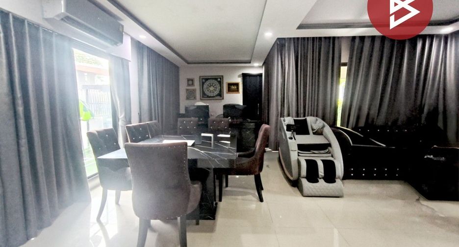 For sale 4 bedrooms house in Bang Bo, Samut Prakan