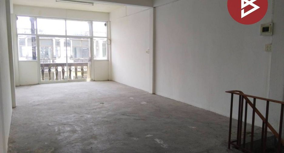 For sale retail Space in Bang Khae, Bangkok