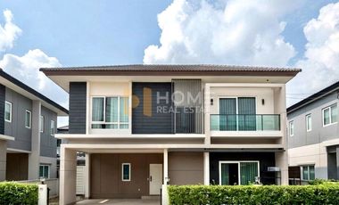 For sale 4 bedrooms house in Khlong Luang, Pathum Thani