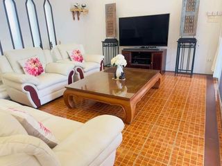 出租 4 卧室 别墅 在 Bang Lamung, Chon Buri