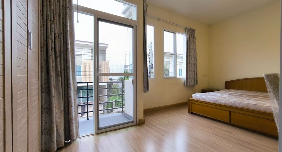 For rent 3 bedrooms house in Bang Phli, Samut Prakan