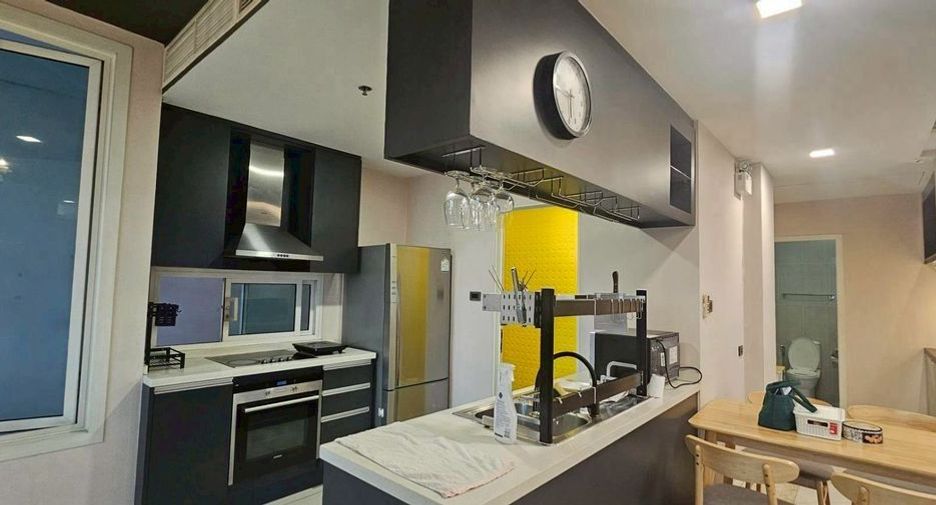 Condo en alquiler de 2 habitaciones en Sathon, Bangkok