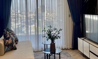Wohnung zur Miete und zum Kauf mit 2 Zimmer in Khlong San, Bangkok