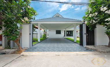 Casa en venta de 4 habitaciones en East Pattaya, Pattaya