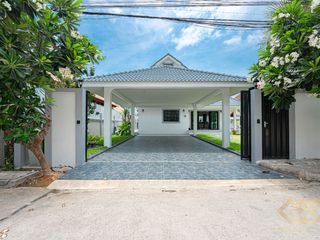Casa en venta de 4 habitaciones en Bang Lamung, Chonburi