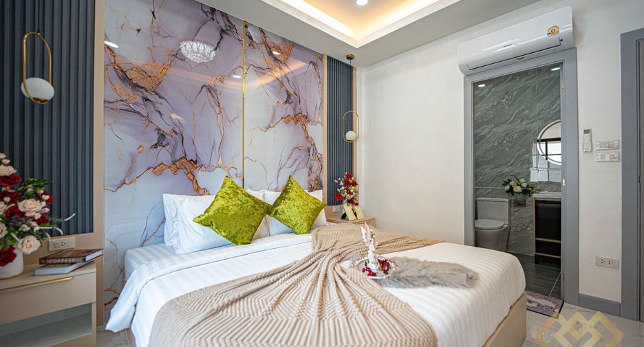 For sale 4 bedrooms house in East Pattaya, Pattaya