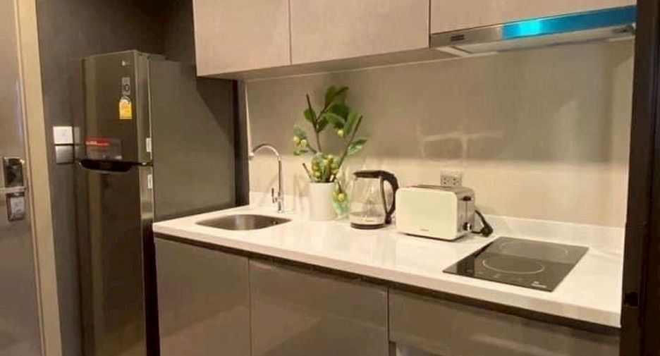 For sale 1 bed condo in Huai Khwang, Bangkok