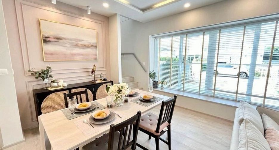 For rent 2 bedrooms townhouse in Prawet, Bangkok