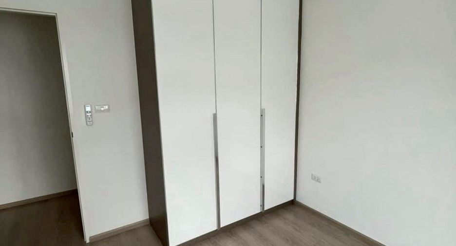出租 3 卧室 联排别墅 在 Prawet, 曼谷