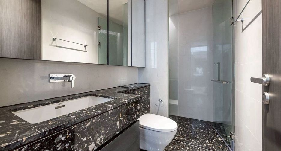 For rent and for sale 2 bedrooms condo in Khlong Toei, Bangkok