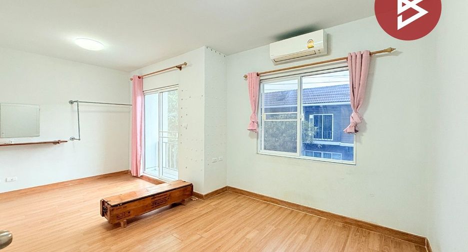 Продажа 3 спальни таунхаус в Bang Bua Thong, Нонтабури
