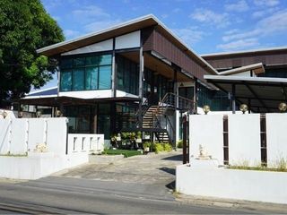 For rent retail Space in Huai Khwang, Bangkok