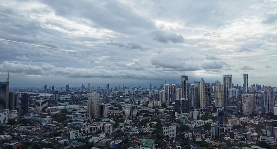 For rent 1 bed condo in Khlong Toei, Bangkok