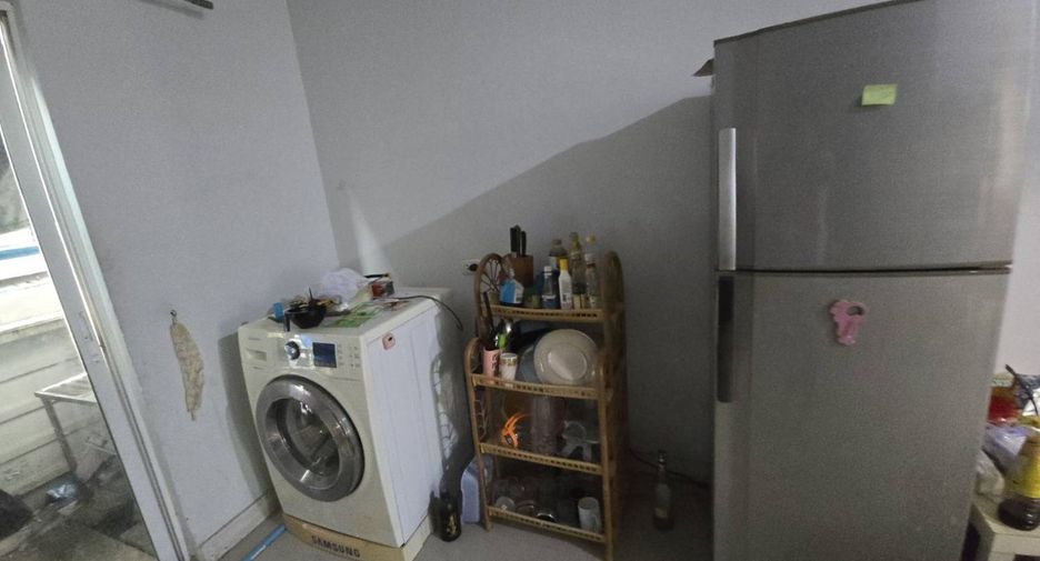 For sale 3 bedrooms townhouse in Bang Phli, Samut Prakan