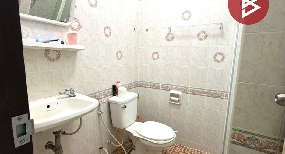 For sale 2 bedrooms townhouse in Bang Phli, Samut Prakan