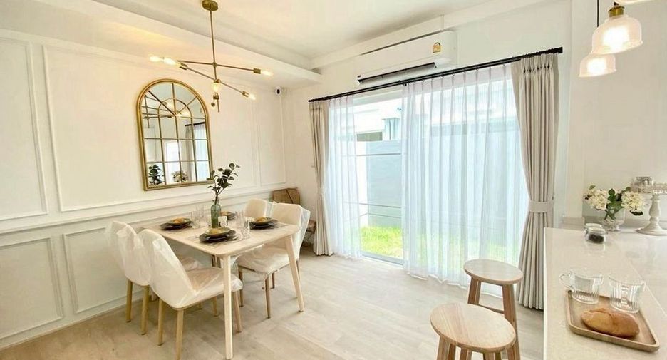 For rent and for sale 3 bedrooms townhouse in Prawet, Bangkok
