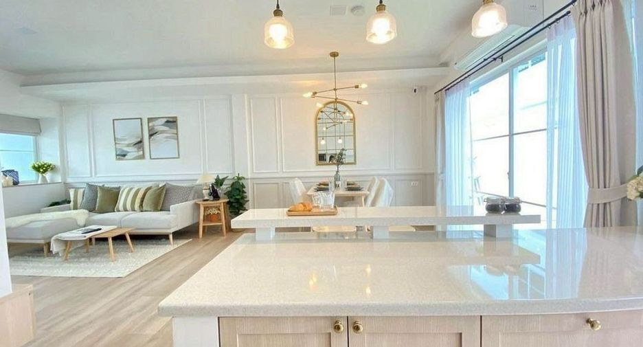 For rent and for sale 3 bedrooms townhouse in Prawet, Bangkok