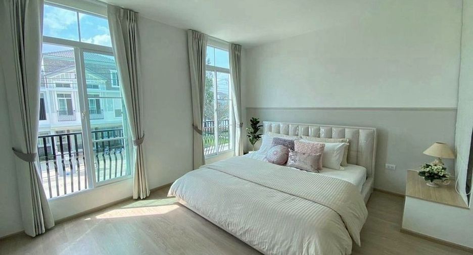 For rent and for sale 3 bedrooms townhouse in Prawet, Bangkok