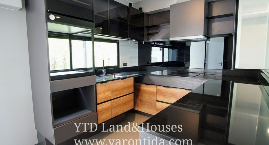 For rent 3 bedrooms house in Bang Phli, Samut Prakan