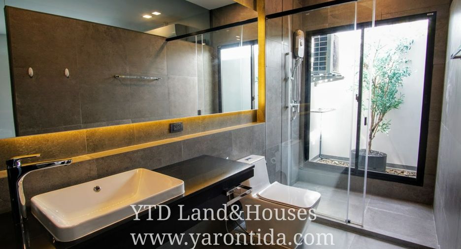 For rent 3 bedrooms house in Bang Phli, Samut Prakan