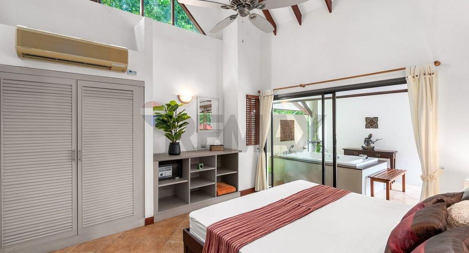 For sale 3 bedrooms villa in Ko Samui, Surat Thani