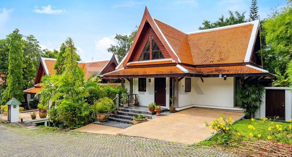 For sale 3 bedrooms villa in Ko Samui, Surat Thani