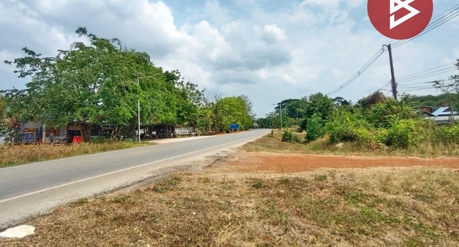 For sale land in Mueang Uttaradit, Uttaradit