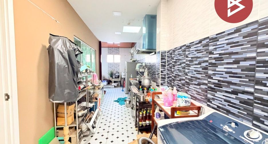Haus zum Kauf mit 3 Zimmer in Bang Bo, Samut Prakan
