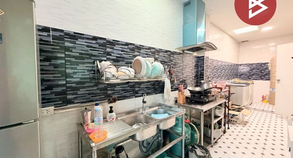 Haus zum Kauf mit 3 Zimmer in Bang Bo, Samut Prakan