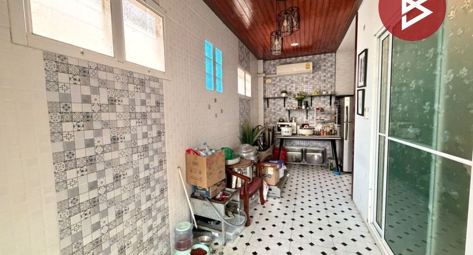 Haus zum Kauf mit 3 Zimmer in Bang Bo, Samut Prakan