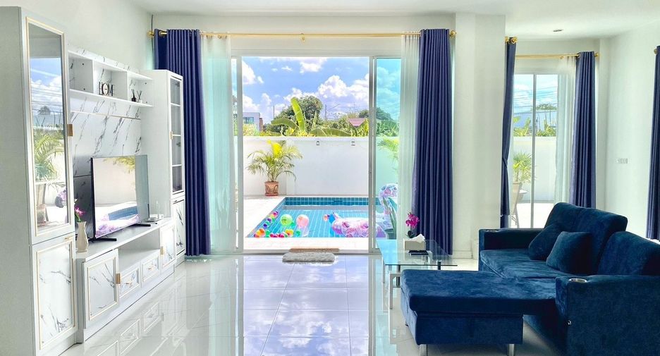 For rent 3 bedrooms villa in East Pattaya, Pattaya