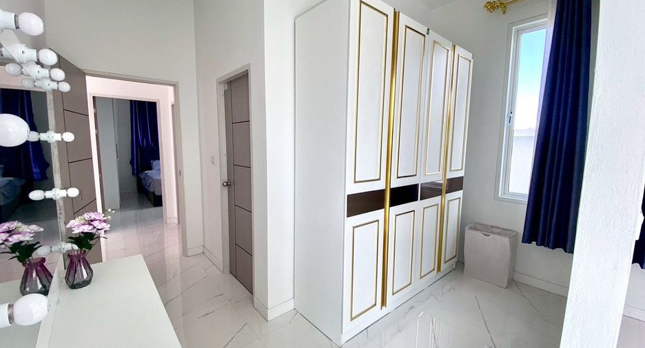 For rent 3 bedrooms villa in East Pattaya, Pattaya