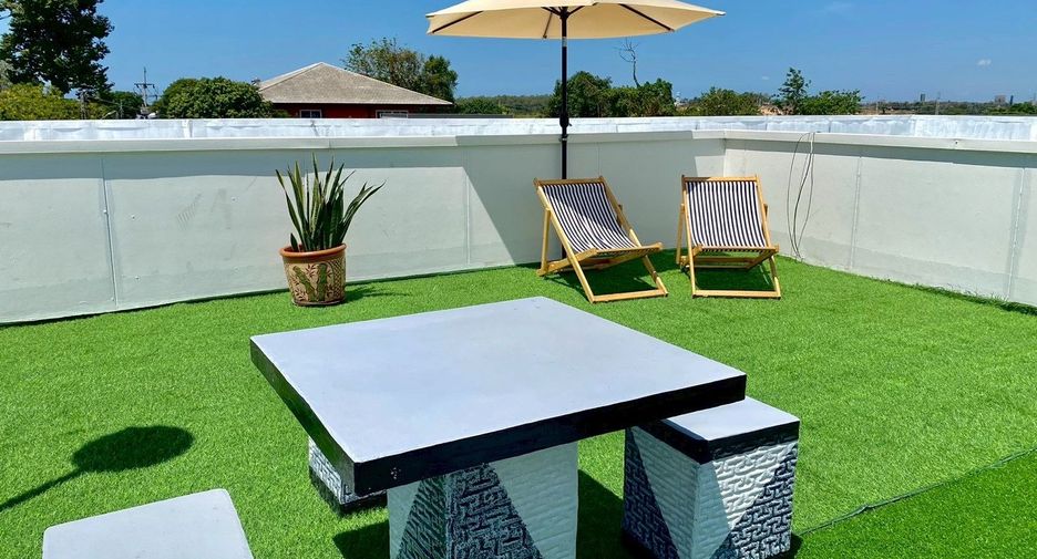 For rent 3 bedrooms villa in East Pattaya, Pattaya