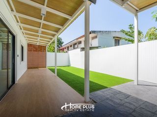 Casa en venta de 4 habitaciones en Pak Kret, Nonthaburi