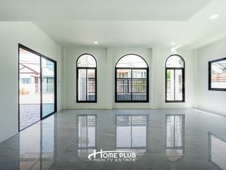 Casa en venta de 4 habitaciones en Pak Kret, Nonthaburi