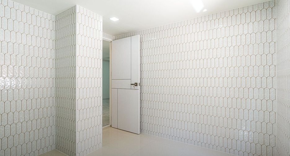 For sale 4 bedrooms house in Pak Kret, Nonthaburi
