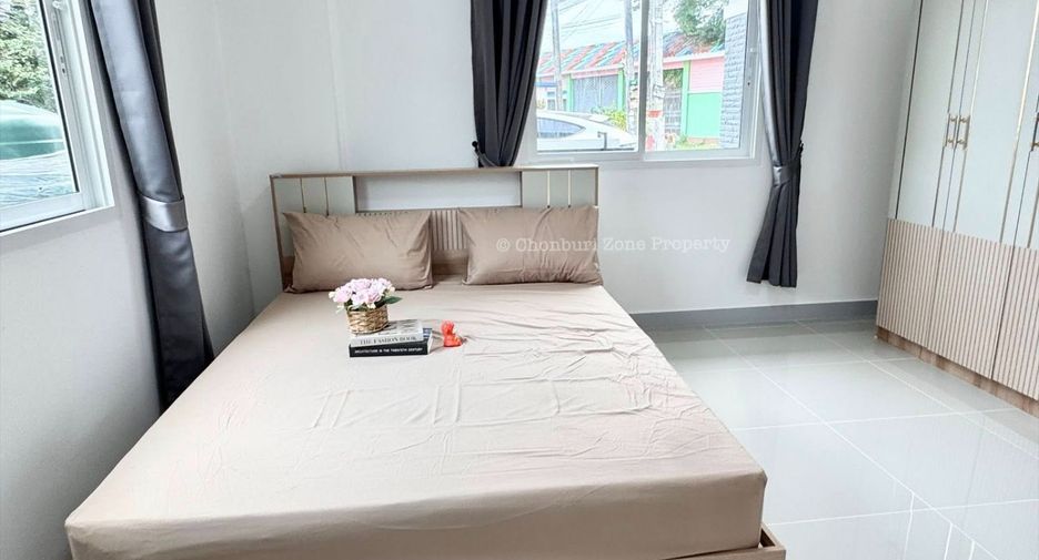 Haus zum Kauf mit 3 Zimmer in Si Racha, Chonburi
