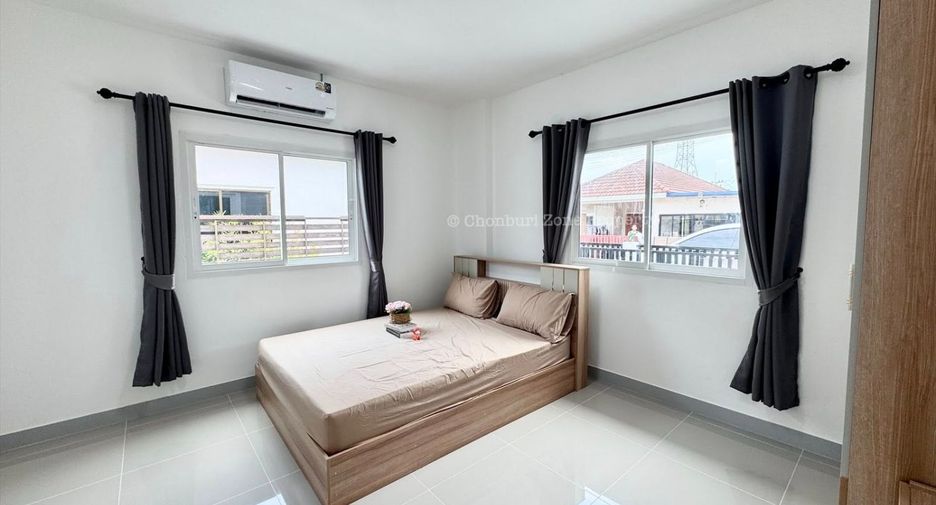 Haus zum Kauf mit 3 Zimmer in Si Racha, Chonburi