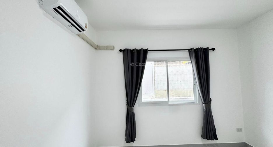 Haus zum Kauf mit 3 Zimmer in Si Racha, Chonburi